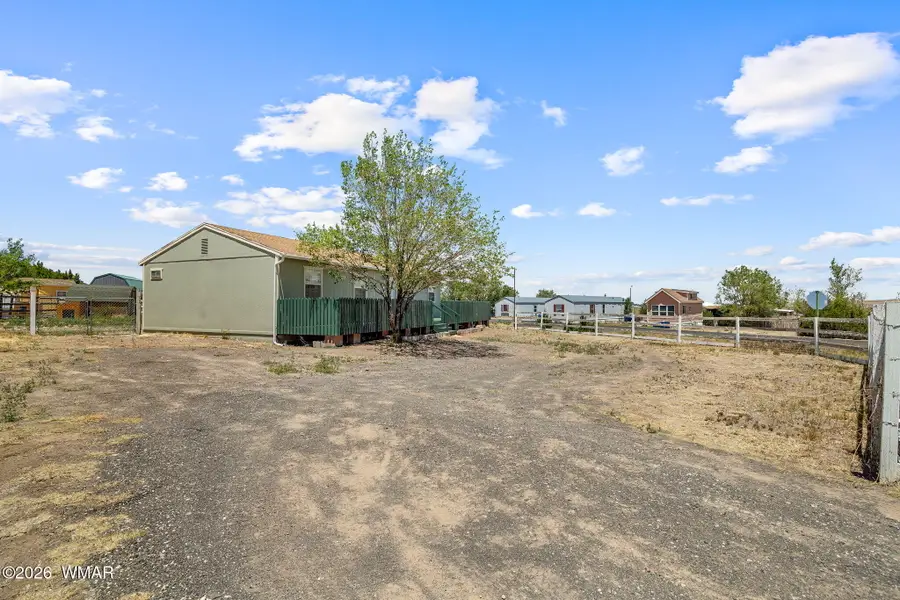 1825 E Aztec Avenue, Eagar, AZ 85925 - #3