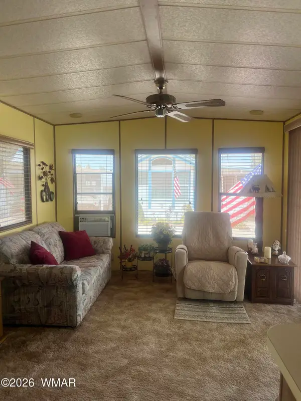 270 N Clark Road, Show Low, AZ 85901