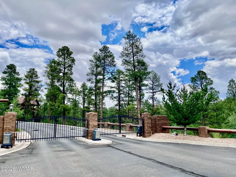 2821 W Villa Loop, Show Low, AZ 85901 - #2