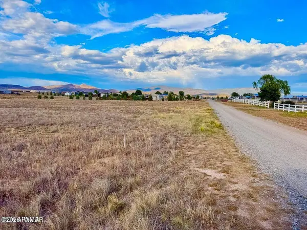 0 E Lodestone Dr. #4, Prescott Valley, AZ 86315