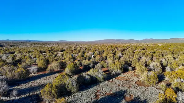 2374 W Skyline Drive, Ash Fork, AZ 86320