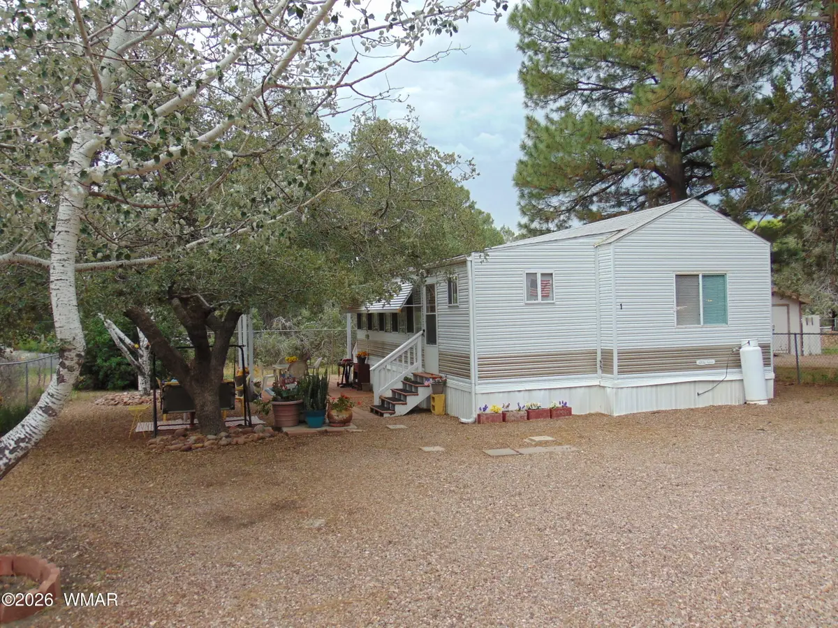 1001 E Owens Space 1, Show Low, AZ 85901 - #1