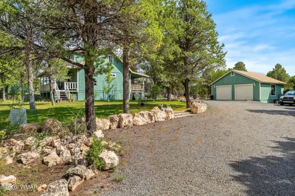 3369 Turkey Run, Overgaard, AZ 85933