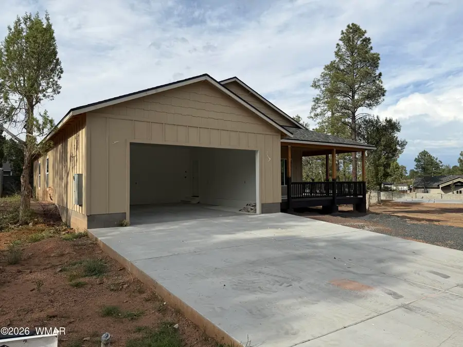 201 W White Fir Drive, Show Low, AZ 85901 - #2