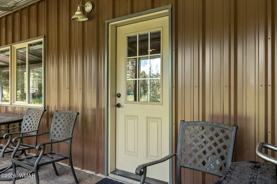 2970 Pine Rim Road, Overgaard, AZ 85933 - #2