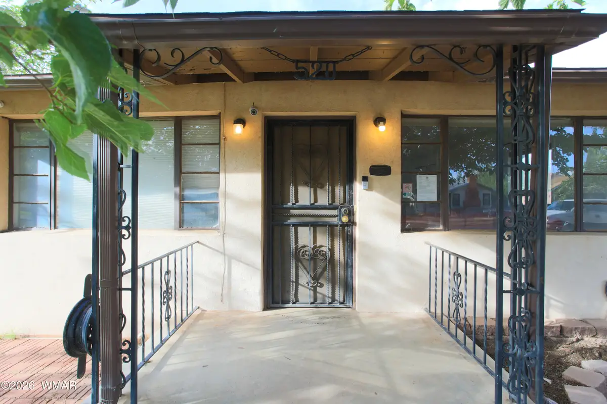 520 W Maple Street, Winslow, AZ 86047 - #1