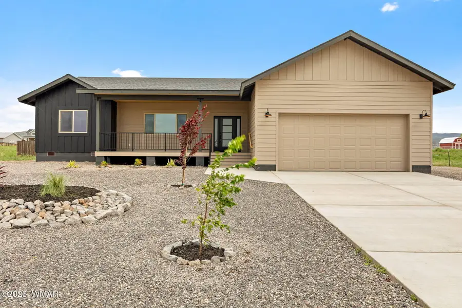 433 W 4th Avenue, Eagar, AZ 85925 - #2