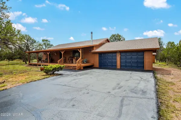 2960 Lookout Lane, Overgaard, AZ 85933