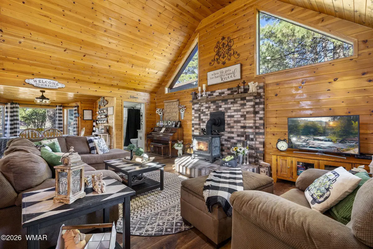 2224 Meadow Trail, Overgaard, AZ 85933 - #1