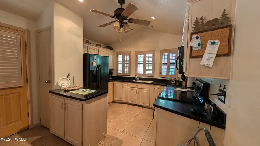 2140 E Saddlebag Lane, Show Low, AZ 85901 - #2