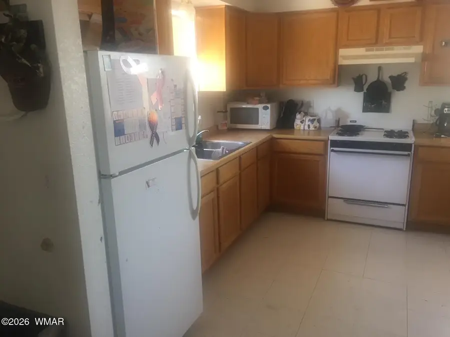 304 Cedar Avenue, Holbrook, AZ 86025 - #3