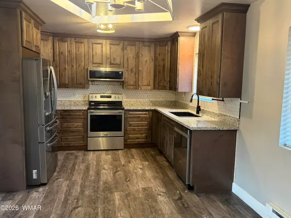 186 S Hamblin Street, Eagar, AZ 85925