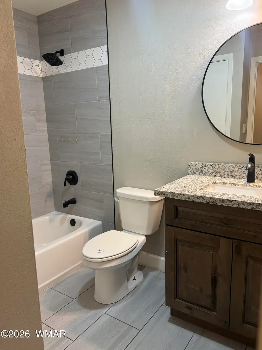 186 S Hamblin Street, Eagar, AZ 85925 - #2