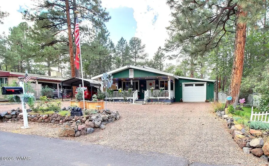 860 N 44th Drive, Show Low, AZ 85901 - #2