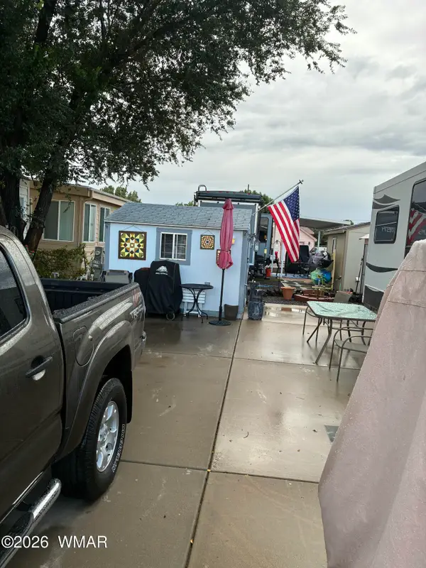 8233 Lake Front Drive, Show Low, AZ 85901