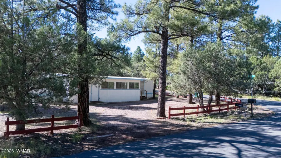 440 N 41st Drive, Show Low, AZ 85901 - #2