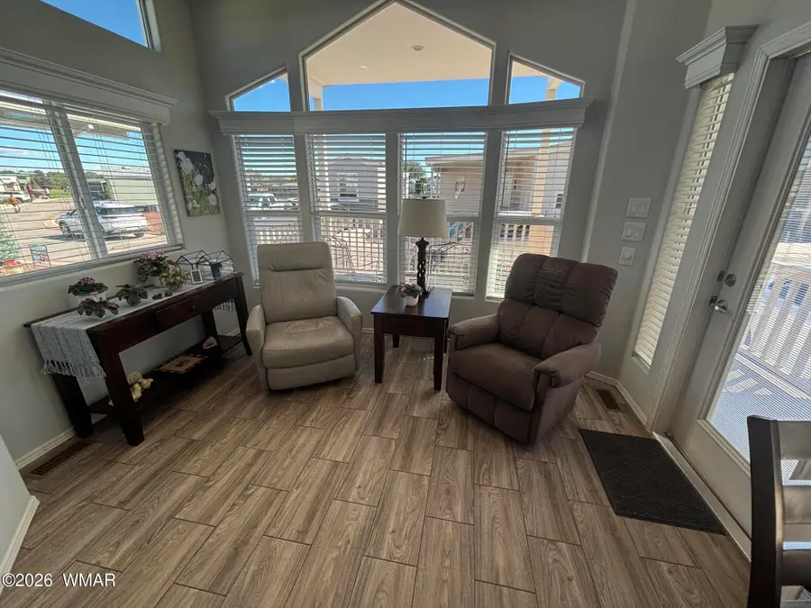 8278 Lake Shore Drive, Show Low, AZ 85901 - #3