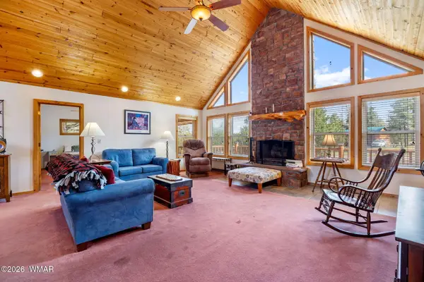 3320 Tonto Drive, Overgaard, AZ 85933