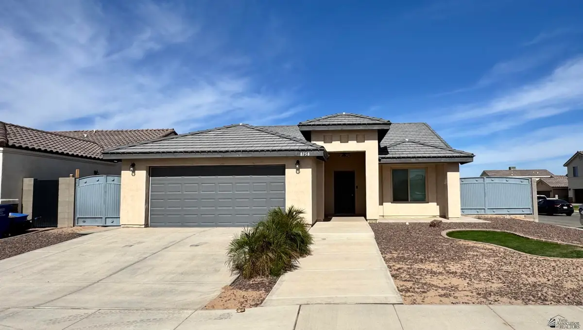 8758 E 41 PL, Yuma, AZ 85365 - Image #1
