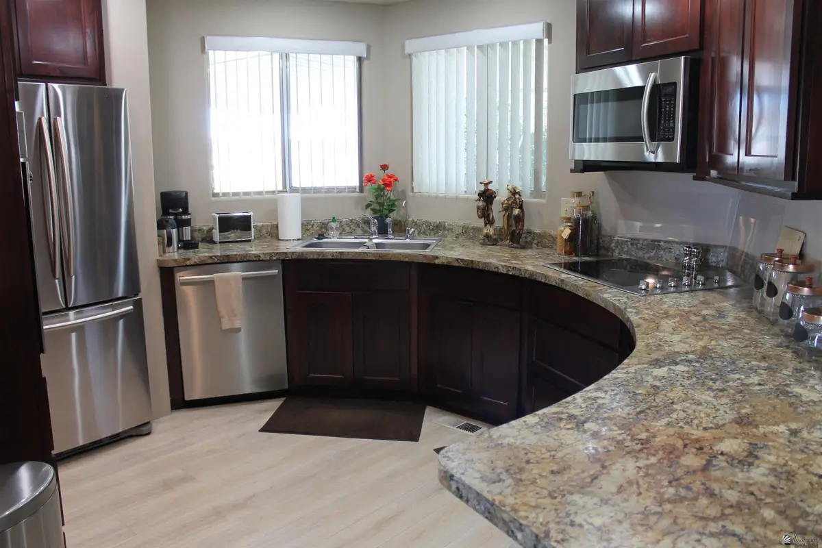 11337 E 37 ST, Yuma, AZ 85367 - Image #1