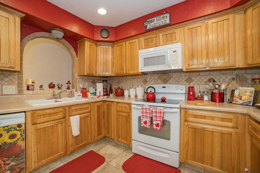 683 E 25 ST, Yuma, AZ 85365 - Image #2