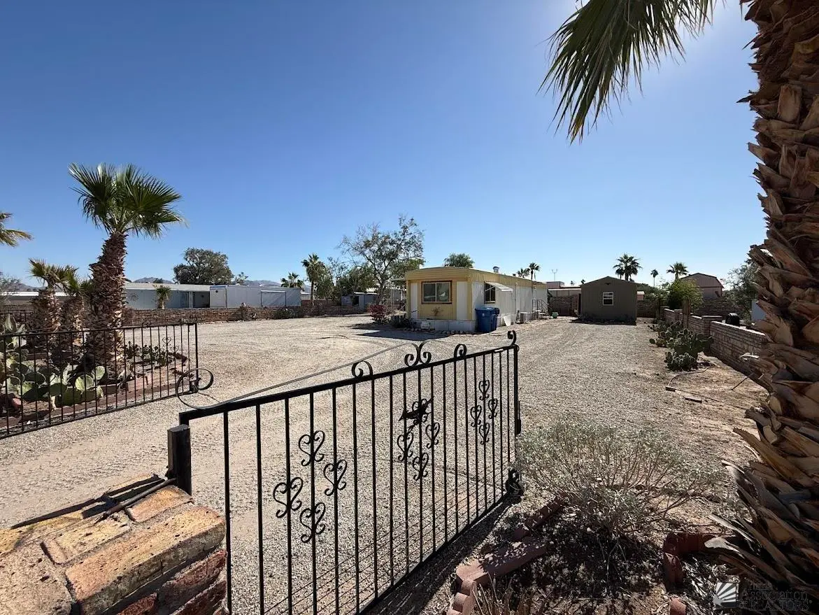 12371 E 37 ST, Yuma, AZ 85367 - Image #1