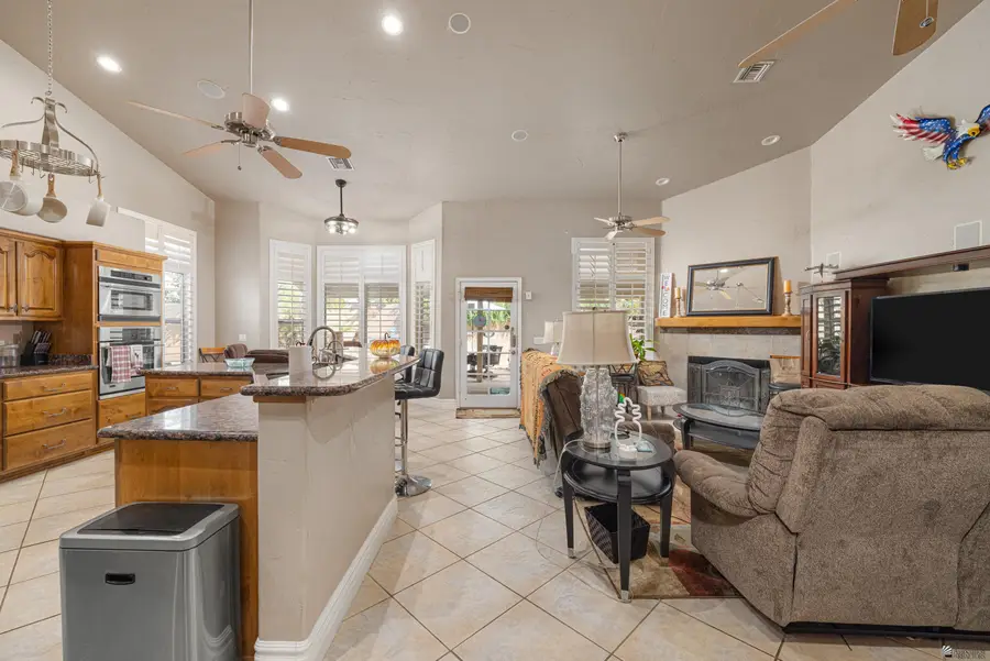 2521 S 36 DR, Yuma, AZ 85364 - Image #2