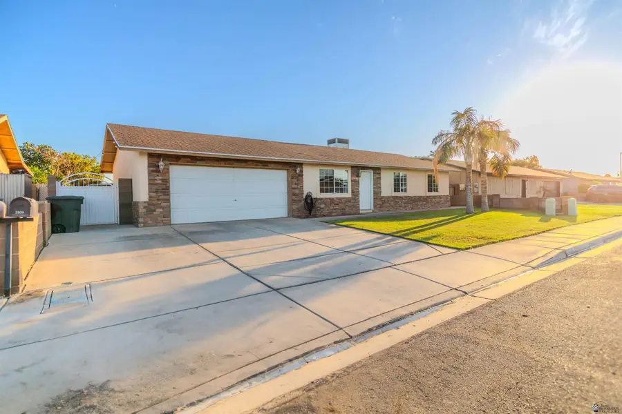 2809 W 27 PL, Yuma, AZ 85365 - Image #2