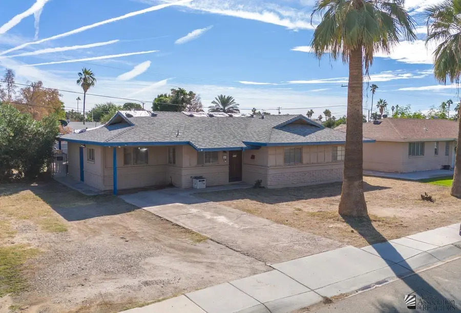 249 E PALO VERDE ST, Yuma, AZ 85364 - Image #2