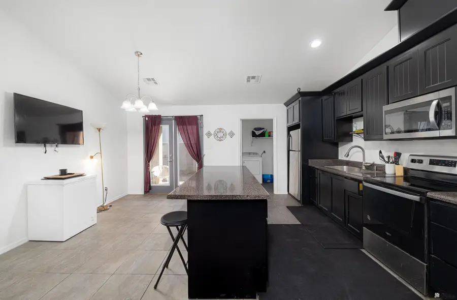 4664 E UDALL LN, San Luis, AZ 85336 - Image #3