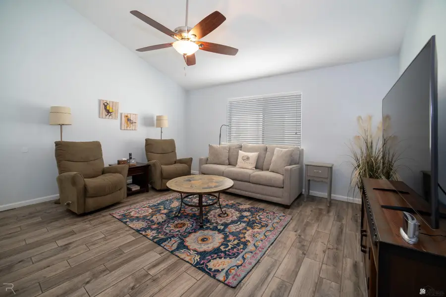 433 W 37 ST, Yuma, AZ 85365 - Image #3