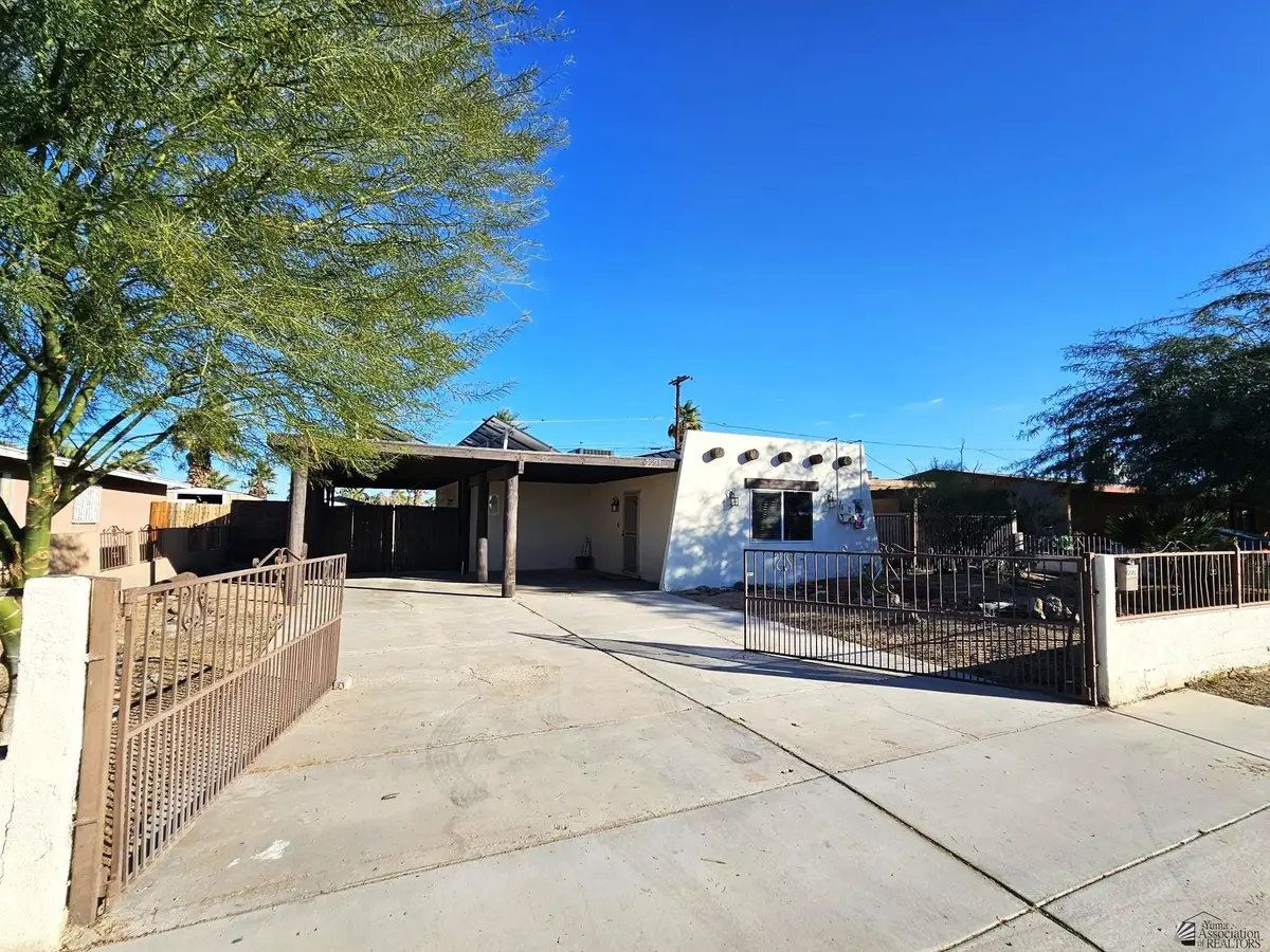 2271 S OLIVIA AVE, Yuma, AZ 85365 - Image #1
