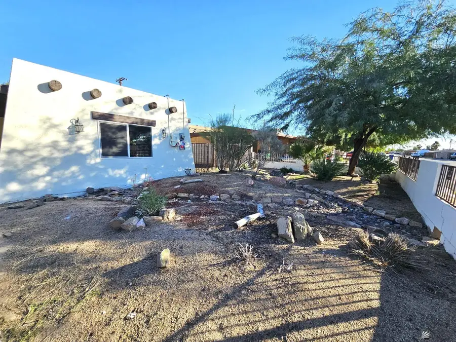 2271 S OLIVIA AVE, Yuma, AZ 85365 - Image #3