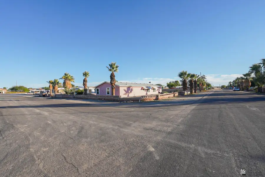 9419 E SPUR DR, Yuma, AZ 85367 - Image #2