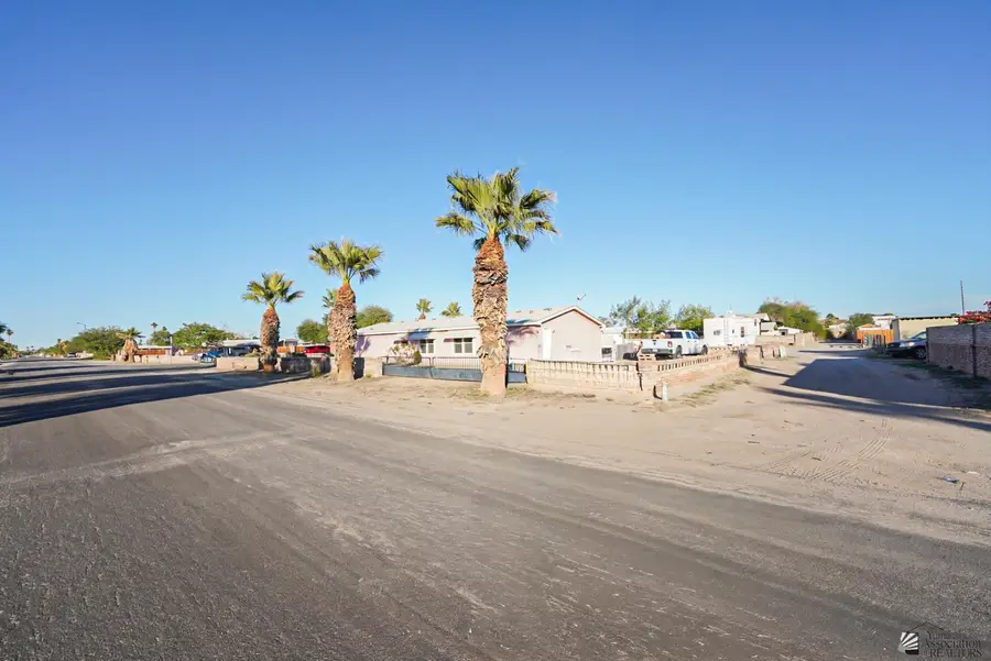 9419 E SPUR DR, Yuma, AZ 85367 - Image #3