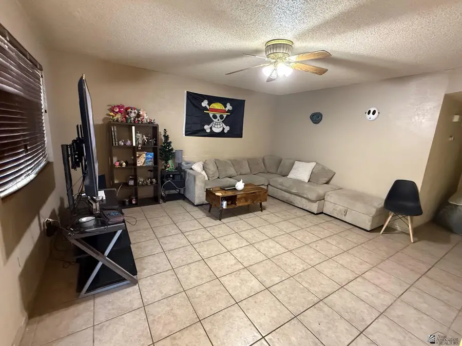 723 N MUSGROVE AVE, Somerton, AZ 85350 - Image #2