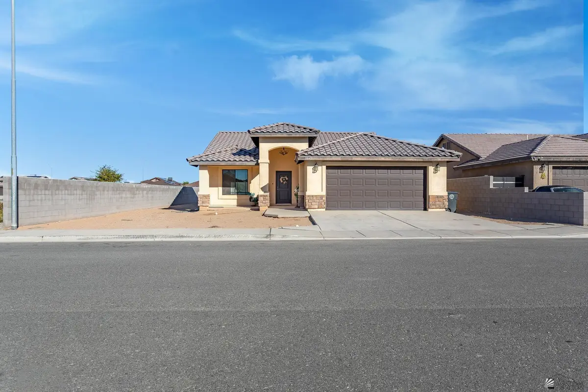 3842 E HOYOS ST, San Luis, AZ 85349 - Image #1