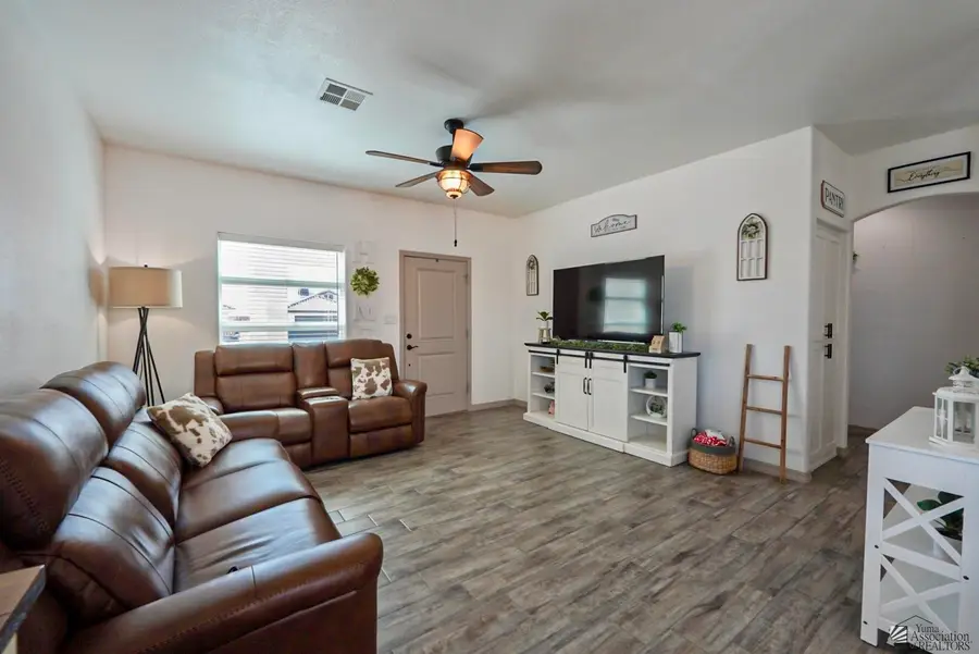 4048 E SAN FRANCISCO ST, San Luis, AZ 85349 - Image #3