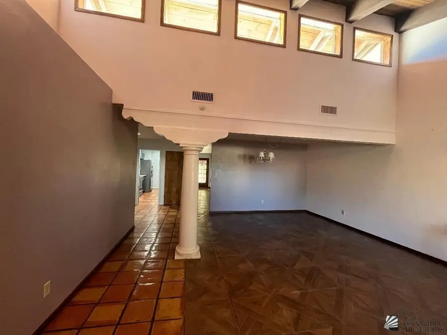 3571 S CHOLLA LN, Yuma, AZ 85365 - Image #3