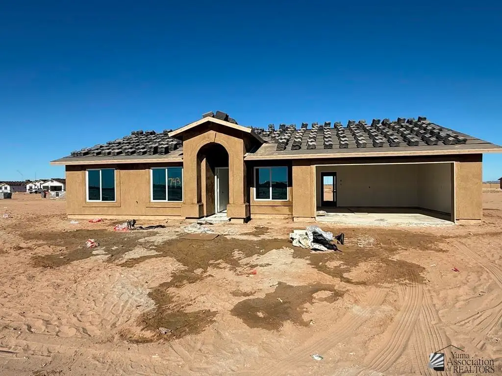 7144 E 44th Pl, Yuma, AZ 85365 - Image #1