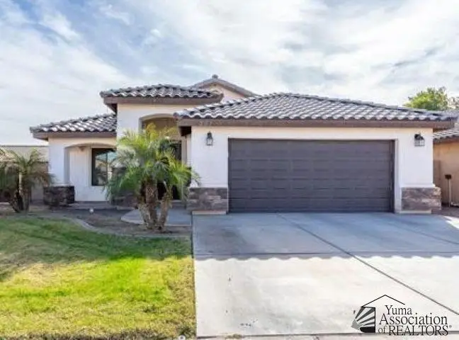 207 E 12 PL, Somerton, AZ 85350 - Image #1