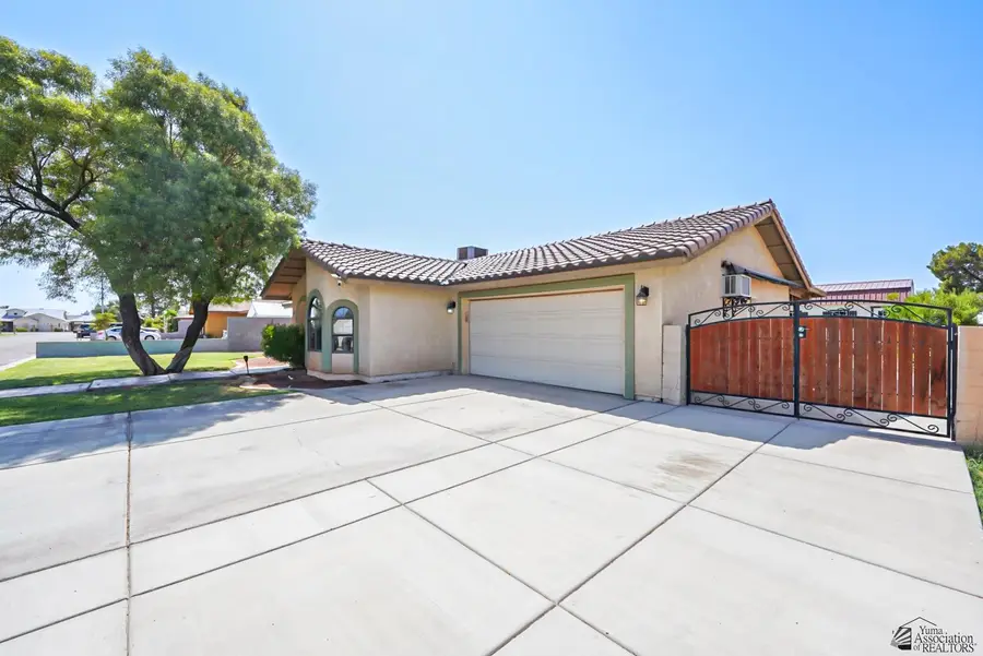 3447 E SOMBRA LN, Yuma, AZ 85365 - #3