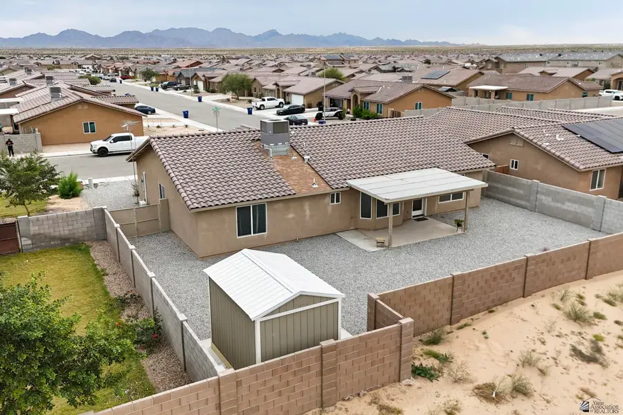 4328 S SUNFLOWER DR, Yuma, AZ 85365 - Image #2