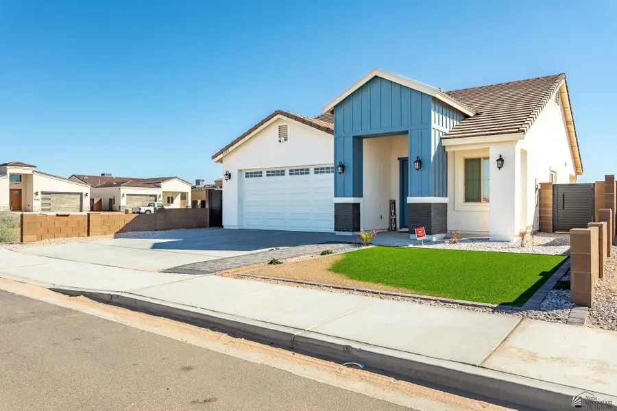 3559 S DANA DR, Yuma, AZ 85365 - Image #2