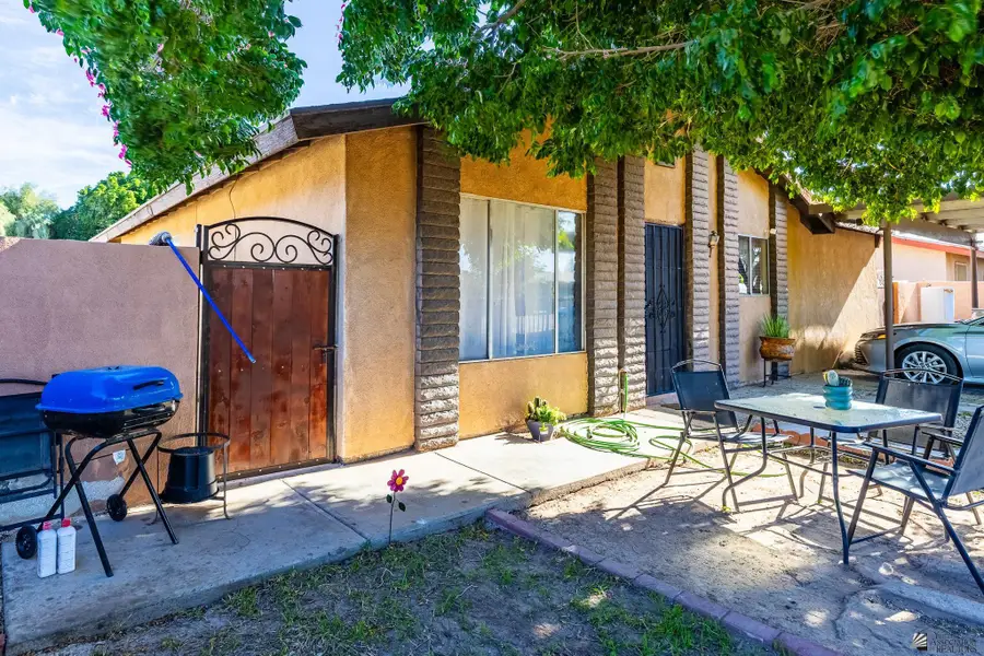 8421 S MOJAVE LN, Yuma, AZ 85364 - Image #3