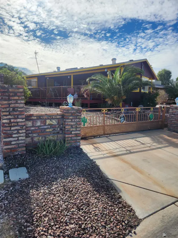 13835 E 48 ST, Yuma, AZ 85367