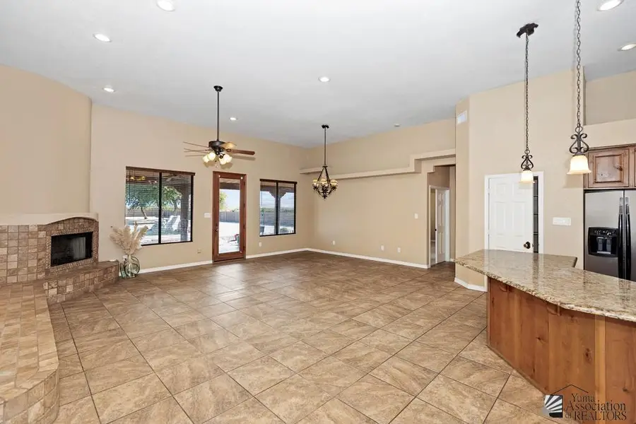 15195 S SIERRA SANDS, Yuma, AZ 85367 - Image #2