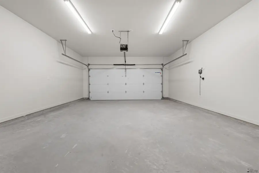 4296 W 31 PL, Yuma, AZ 85364 - Image #2