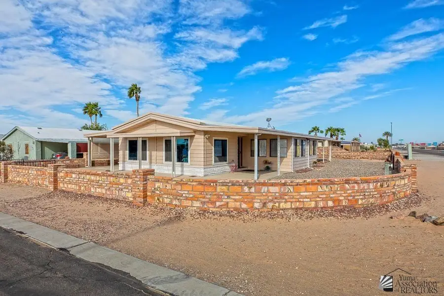 11386 S SCOTTSDALE DR, Yuma, AZ 85367 - Image #2