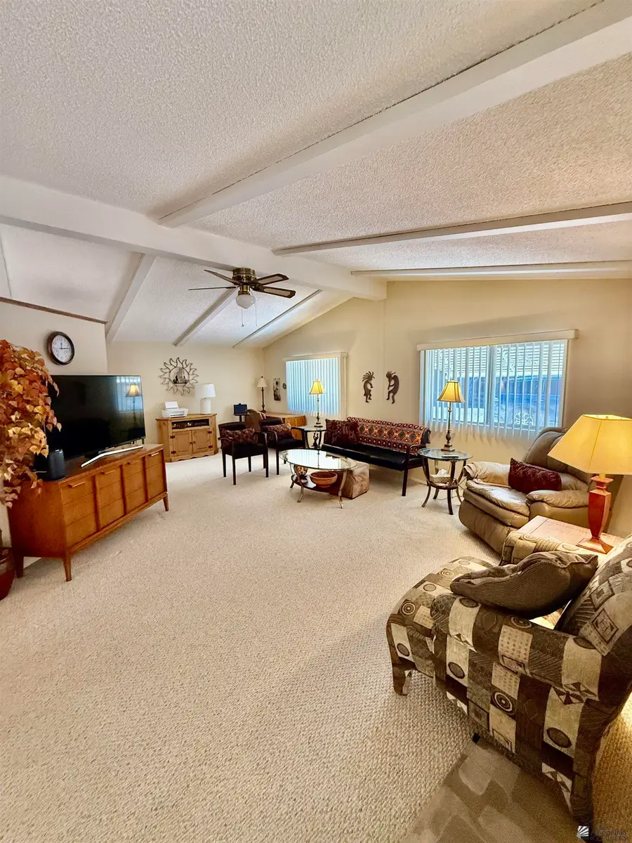 3748 S LAKESIDE DR, Yuma, AZ 85365 - Image #3